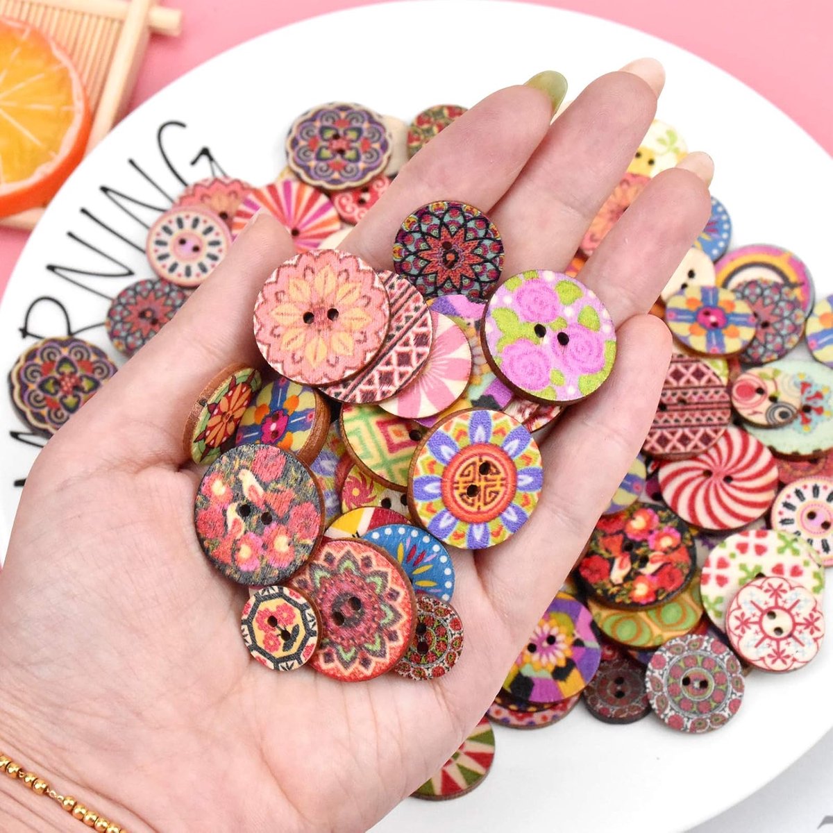300 pieces - buttons - Clothing Buttons - Sewing Buttons - round children's buttons - 2 holes - wooden sew-on buttons - for sewing, crafting, DIY handmade ornaments - 15 mm, 20 mm and 25 mm, 100 pieces each