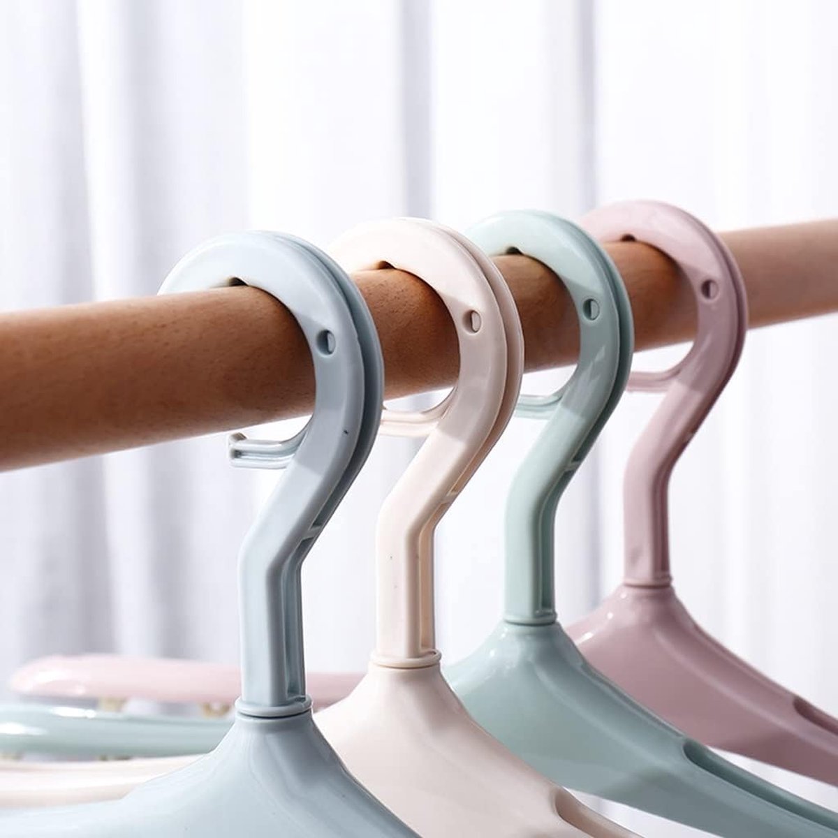 Sock dryer - 4 pieces 8 clips - Blue green purple yellow - Sock hanger - Sock dryer - Bras - Underwear - Sock drying rack - Drying rack - Drying rack - Small clothes rack - Washing hanger - Sock drying rack - Sock hanger - Windproof