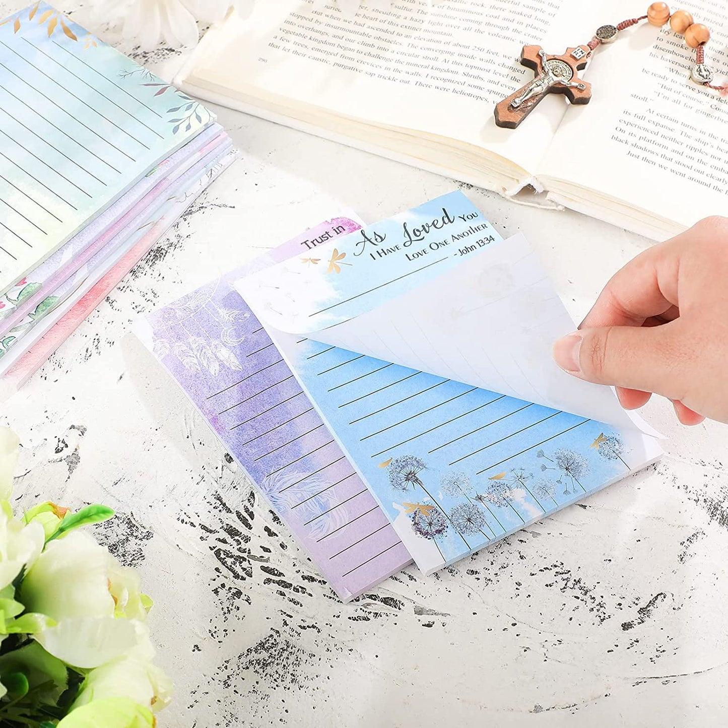 8 Pack Christian Notepads Inspirational Floral Design Adhesive Sticky Note Pads Religious Bible Verse Quotes Notepads for Writing Notes Diary Lists Schedules, 4 x 5 Inch (Fresh Style)