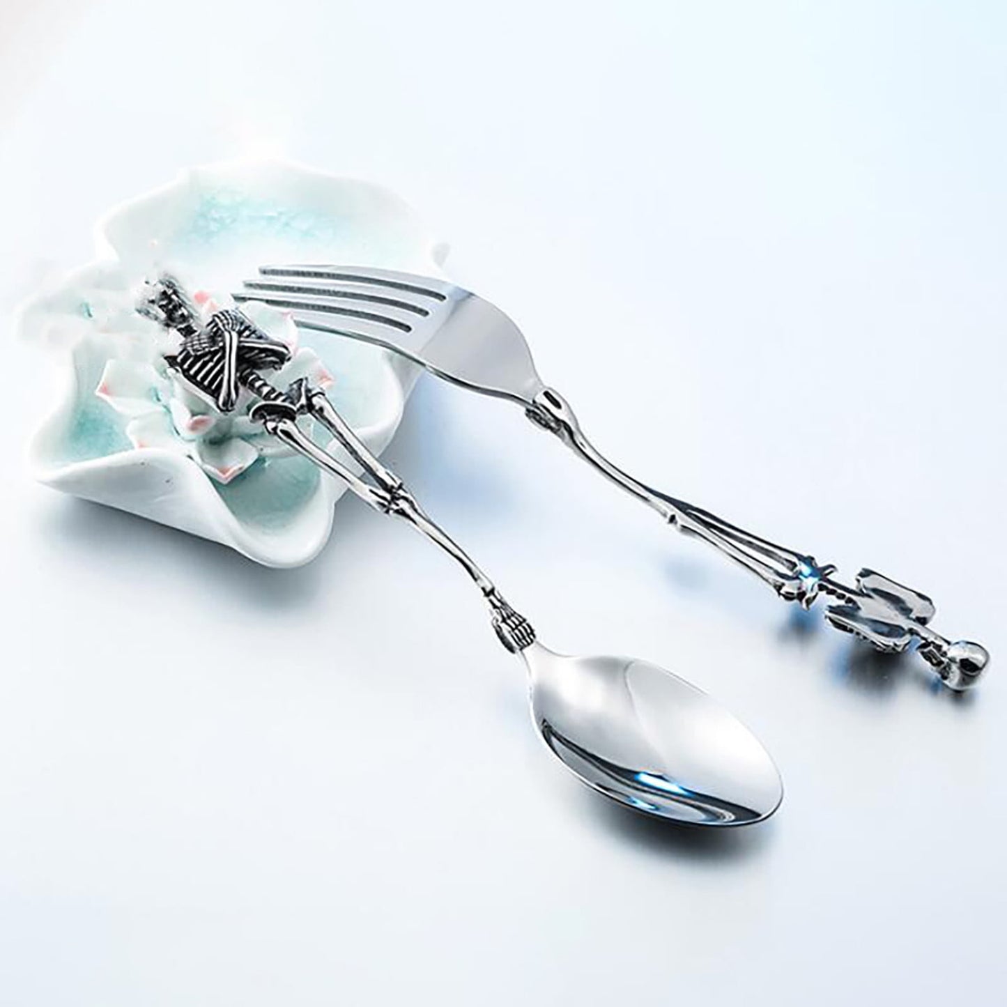 Darzheoy Stainless Steel Skeleton Skull Spoon and Fork Flatware Tableware Gifts for Halloween Easter and Christmas (Spoon) A