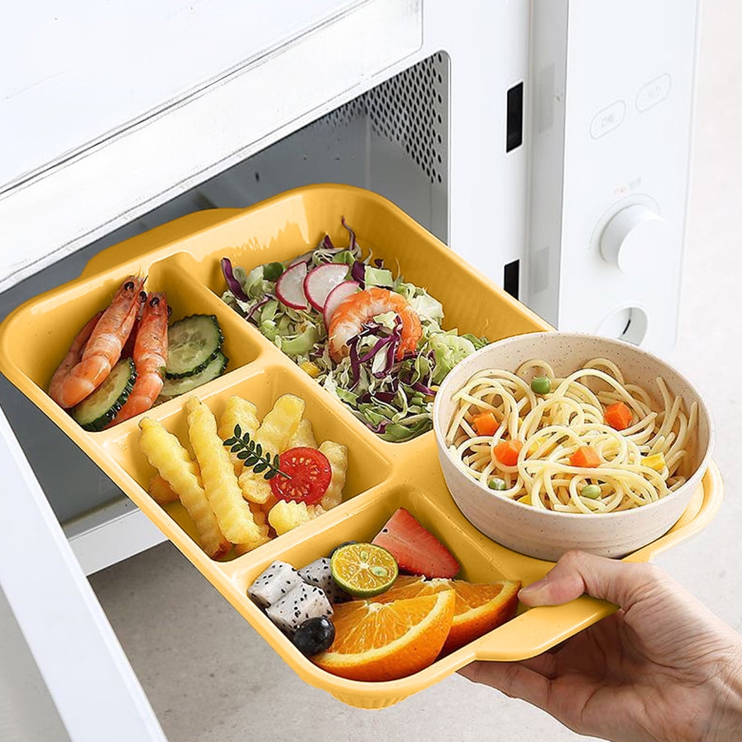 Darzheoy Unbreakable Divided Plates, 5-Compartment Wheat Straw Tray Divided Food Plates Lunch Trays Section Plates for Kids Adults, Microwave Dishwasher Safe, BPA Free Yellow