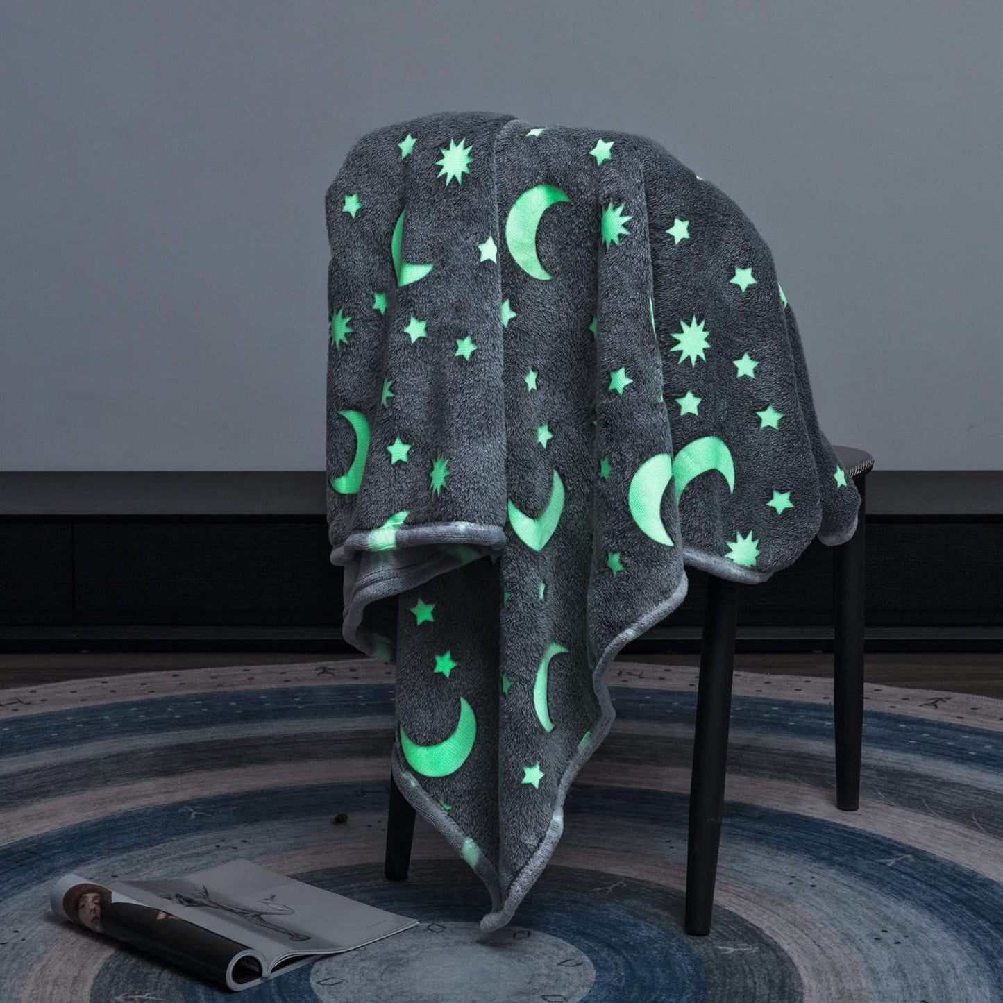 Super Soft Fuzzy Plush Flannel for Girls and Boys Sleeping Snuggle Blanket,All Seasons for Bed or Sofa,152*127CM (Pink Moon)