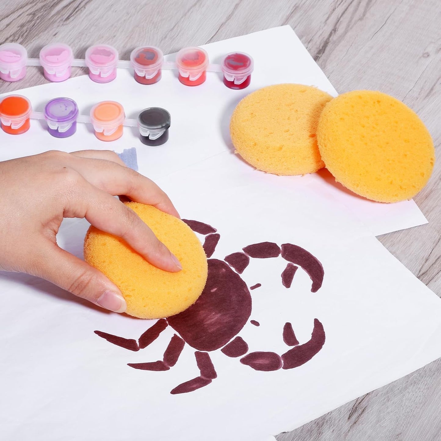 Paint Sponge, 12 Pcs Orange Round Painting Sponges 3 Inch Artist Pottery Sponge Applicator Watercolor Sponges for Face Painting Pottery Art Crafts Ceramics