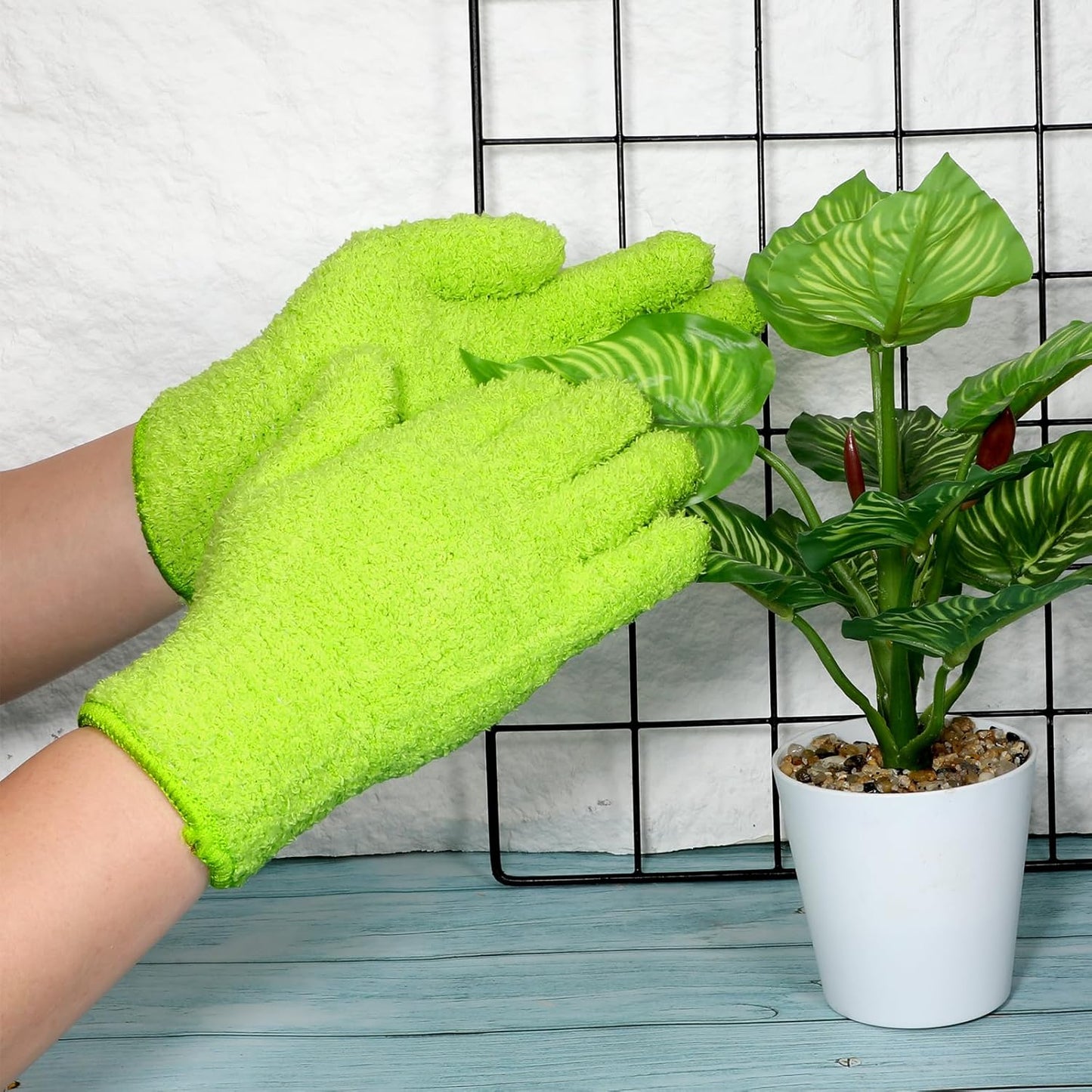 Microfiber Gloves for Plants, Microfiber Gloves For Plant Dusting, Leaf Cleaning Glove, Plant Leaf Cleaner and Shine for Houseplants, Reusable Indoor Plants Care Accessories, Washable Dusting Mitts