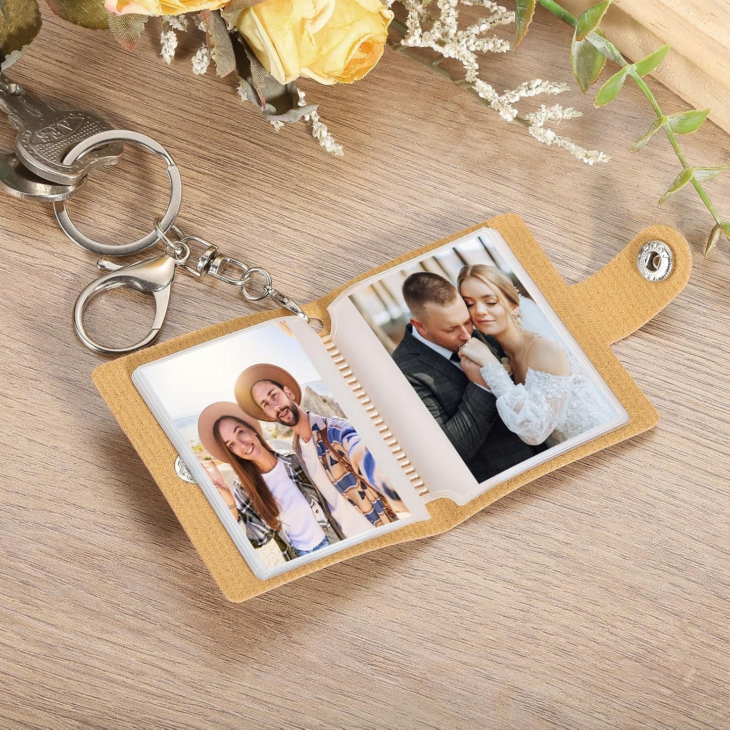 2 Pcs Mini Photo Keychain Custom Keychain Personalized Leather Photo Album Keychains with 20 Pictures DIY Small Memory Key Ring Picture Book for Family, Black