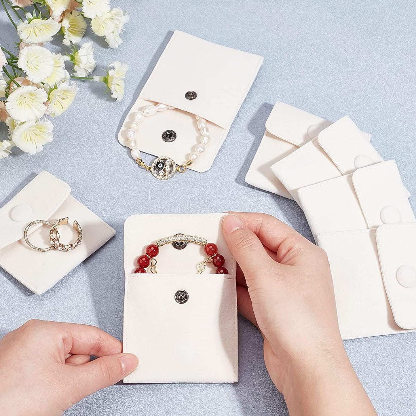 6 Pcs Velvet Jewelry Pouches with Snap Button, Off-White Velvet Jewelry Storage Bags Luxury Gift Bag for Candy Gift and Jewelry Necklace Bracelet Packing, 7x7cm