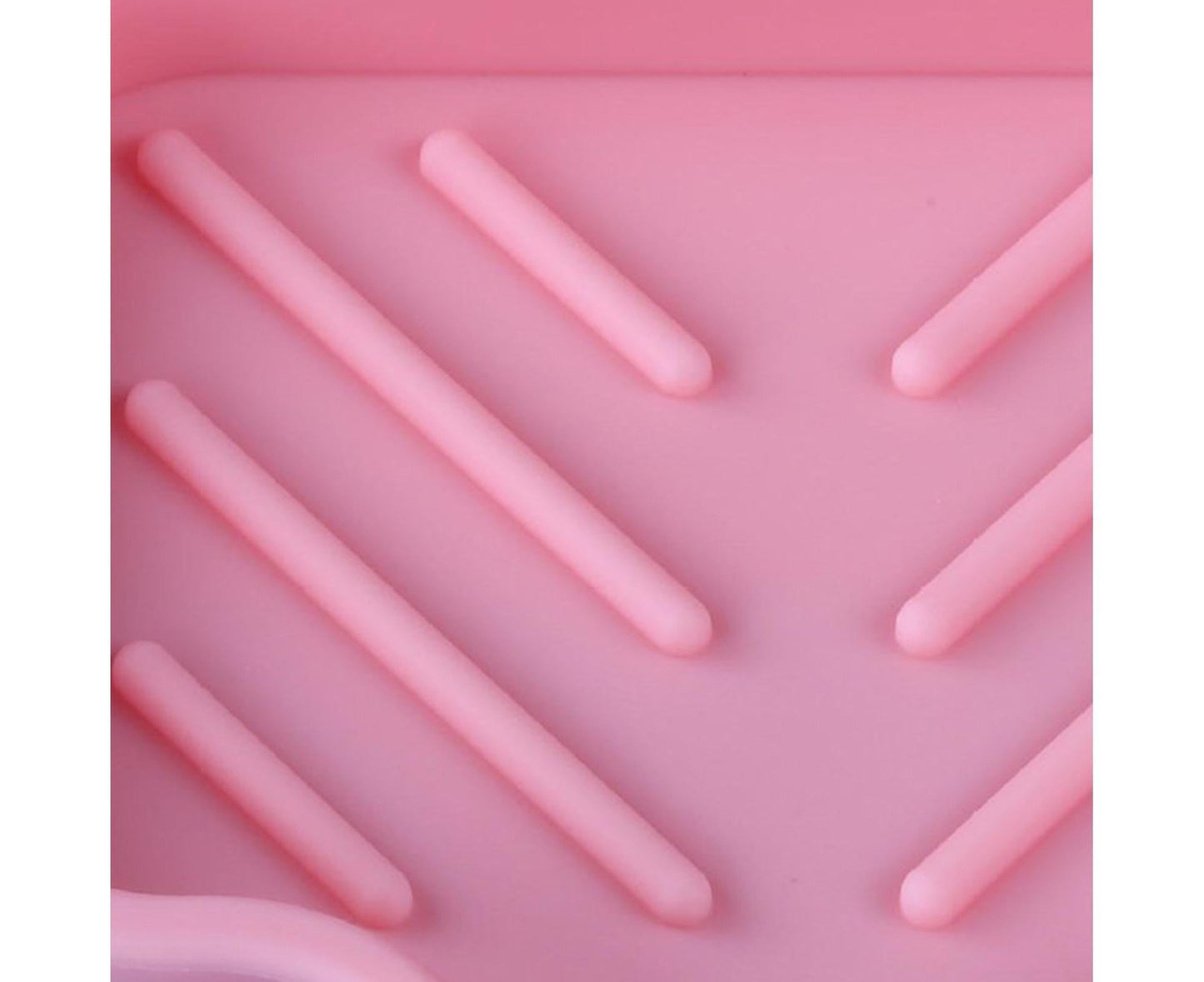 Drainable Soap Dish Non-slip Reliable Flow Guide Type Soap Box Bathroom Accessories-Pink