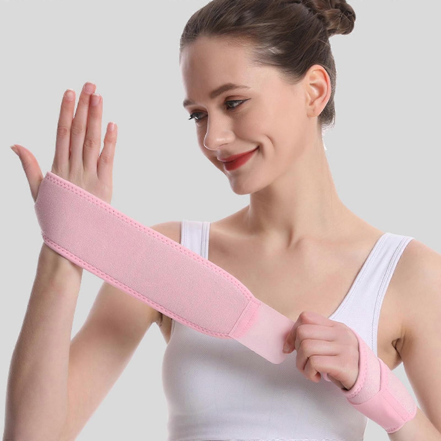 Thumb and Wrist Support Wrap Adjustable Elastic Wrist Brace Wrist Compression Wrap for Gym Fitness Badminton Basketball - Red