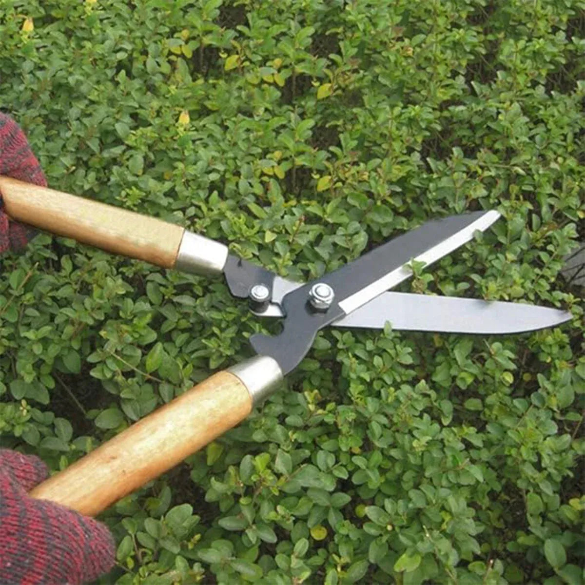 Garden Pruning Shears with Wooden Handle Trimming Sharp Durable Rust-Proof