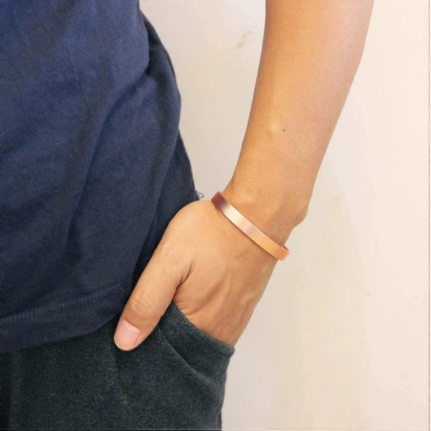 PIAO Copper Magnetic Bracelet for Men and Women, Relieves Arthritis, Carpal Tunnel Syndrome and Joint Pain. Copper Magnetic Bracelet for Men and Women 8pcs Magnets