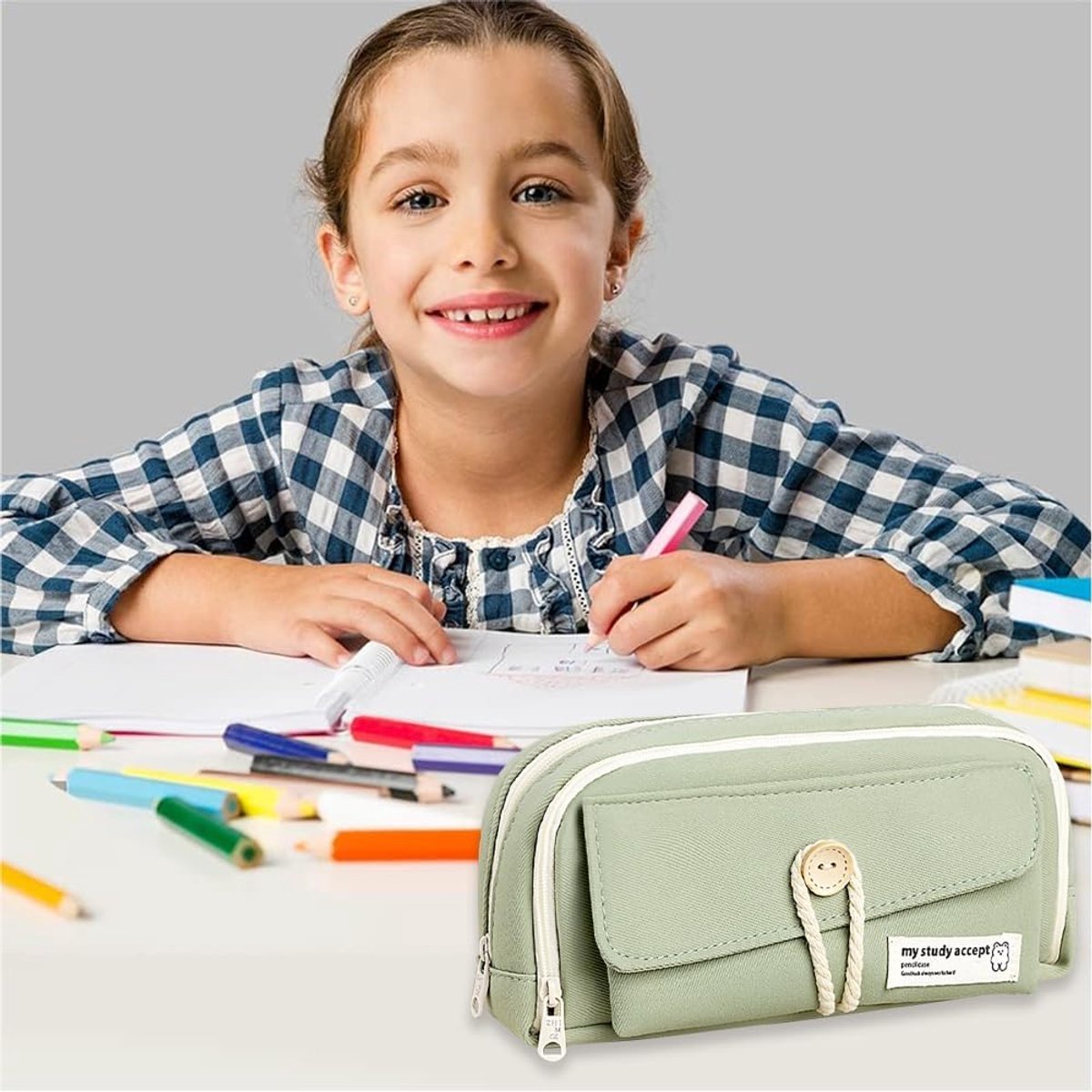 Expandable pencil case with 3 large compartments for girls, boys and students (light green), green, [light green, canvas]