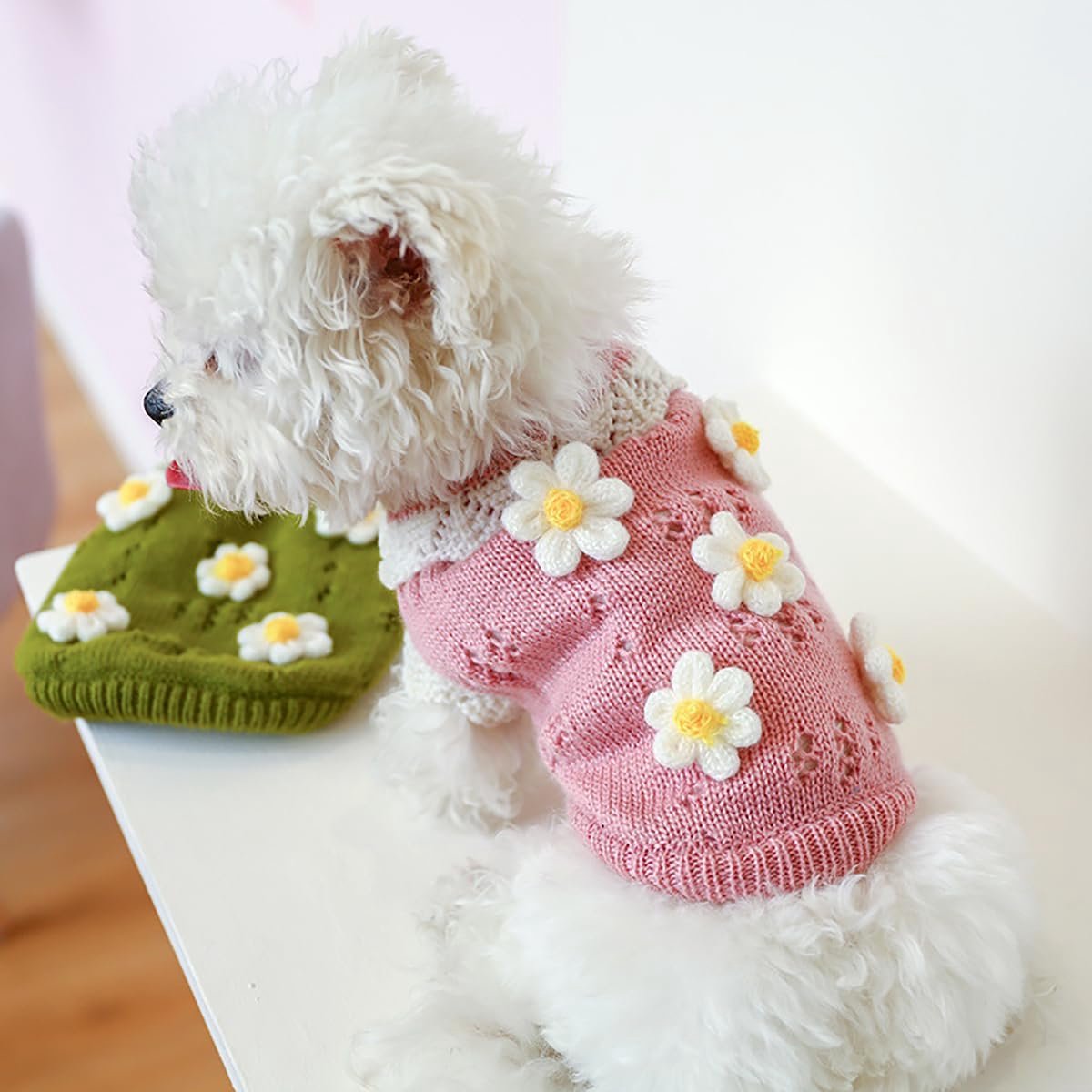 Dog Coat - Dog Sweater - Sweater for Small Dogs - Cute Floral Sweater for Girls - Winter Knitted Sweater - Lightweight and Warm Cat Sweater - Birthday, Party, Party Decoration, Christmas - Size L