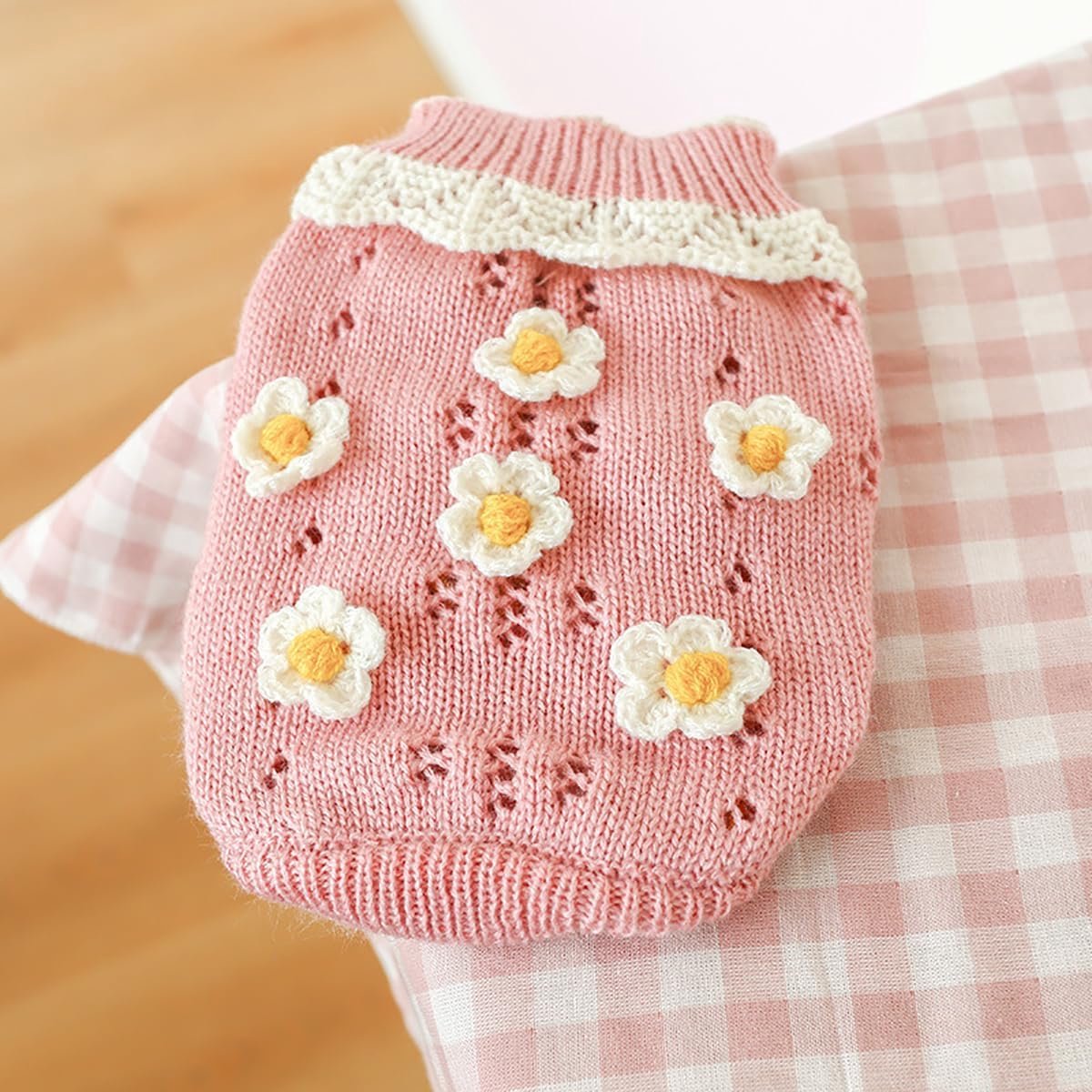 Dog Coat - Dog Sweater - Sweater for Small Dogs - Cute Floral Sweater for Girls - Winter Knitted Sweater - Lightweight and Warm Cat Sweater - Birthday, Party, Party Decoration, Christmas - Size M