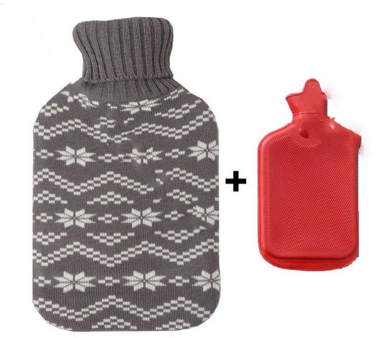 Hot water bottle - Hot water bottle - Hot water bottle - Hot water bottle with cover - Knitted hot water bottle cover - Snowflake pattern - For pain relief - Hand and foot warmer (2L)