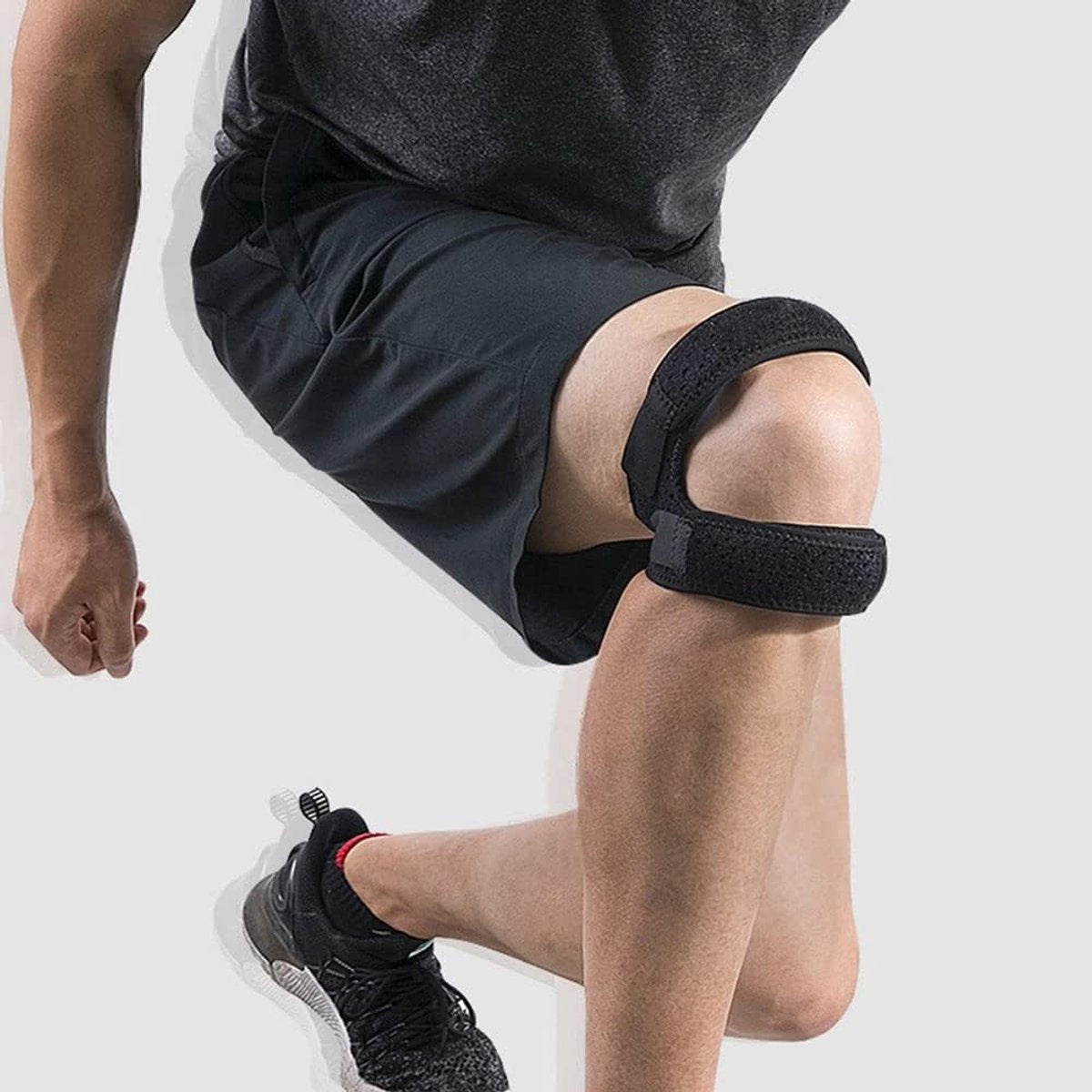 Patella Compression Knee Brace - Non-Slip Knee Pain Relief - Sports Support Patella Stabilizer