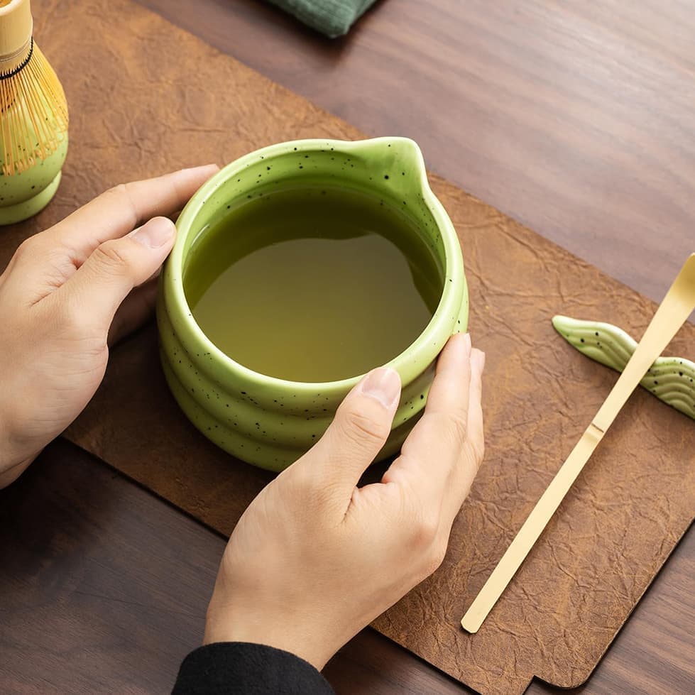 7-Piece Ceramic Matcha Tea Set with Bowl Whisk and Accessories, Green