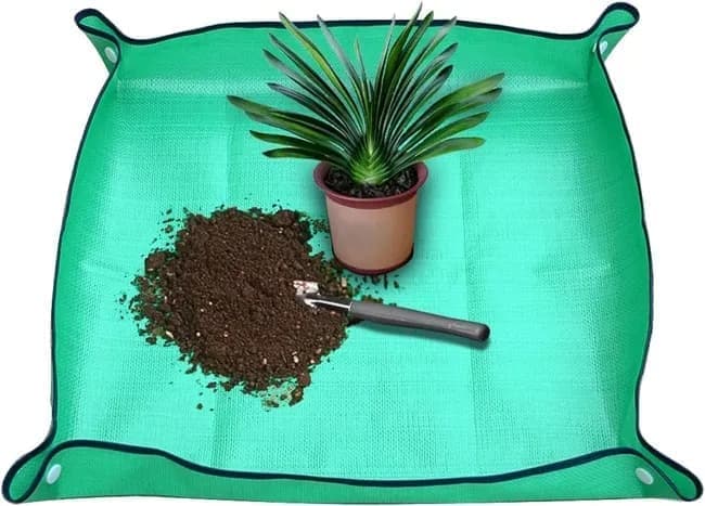 2-Pack Foldable Waterproof Garden Planting Mats, 60x90cm, Compatible with Indoor Succulent Transplanting