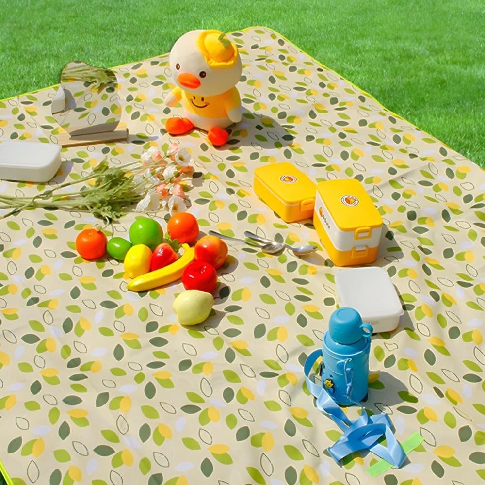 Waterproof Picnic Mat 200x200cm, Foldable with Carrying Handle, Durable for Camping Beach Park Outdoor Activities, Dark Green