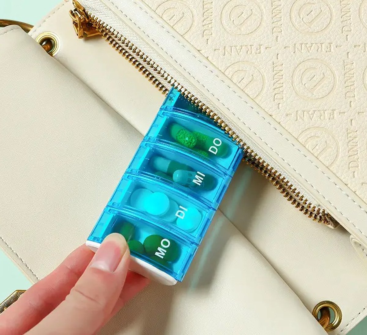 Pill Box | Pill Box | Medicine Box | Pill Box | 7 Days | 1 Week | Monday to Sunday | Purple
