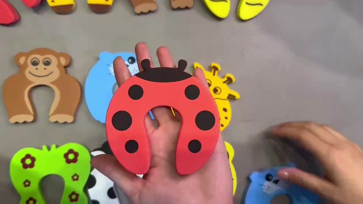 Animal Door Stoppers I Baby and Child Door Protectors I Door Protection I Foam / Foam I Animal Door Stopper I 2 Pieces I Orange + Yellow