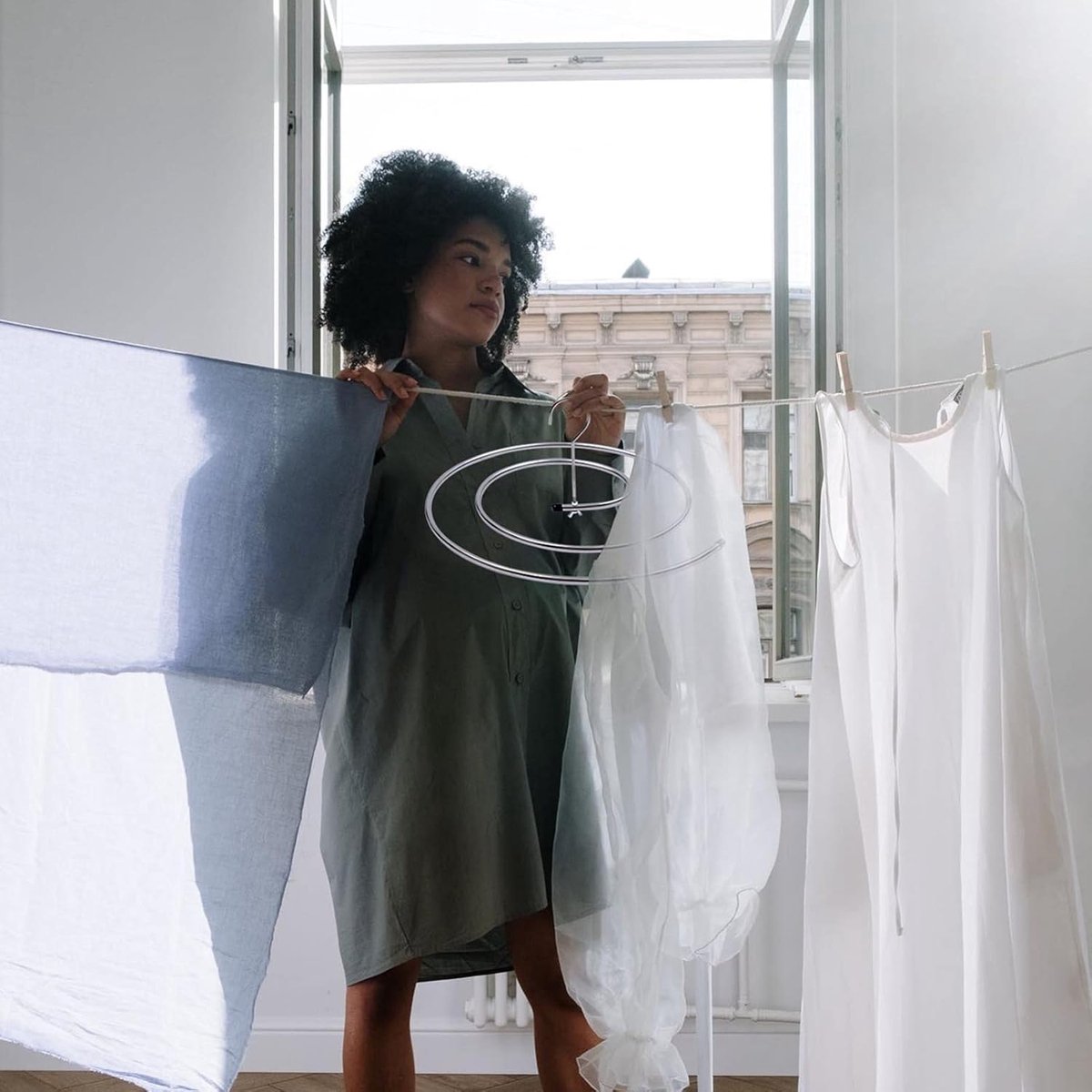Spiral Drying Rack - 2-Piece Set - Windproof - For Bedding, Towels & Clothing - Rotatable & Space-Saving