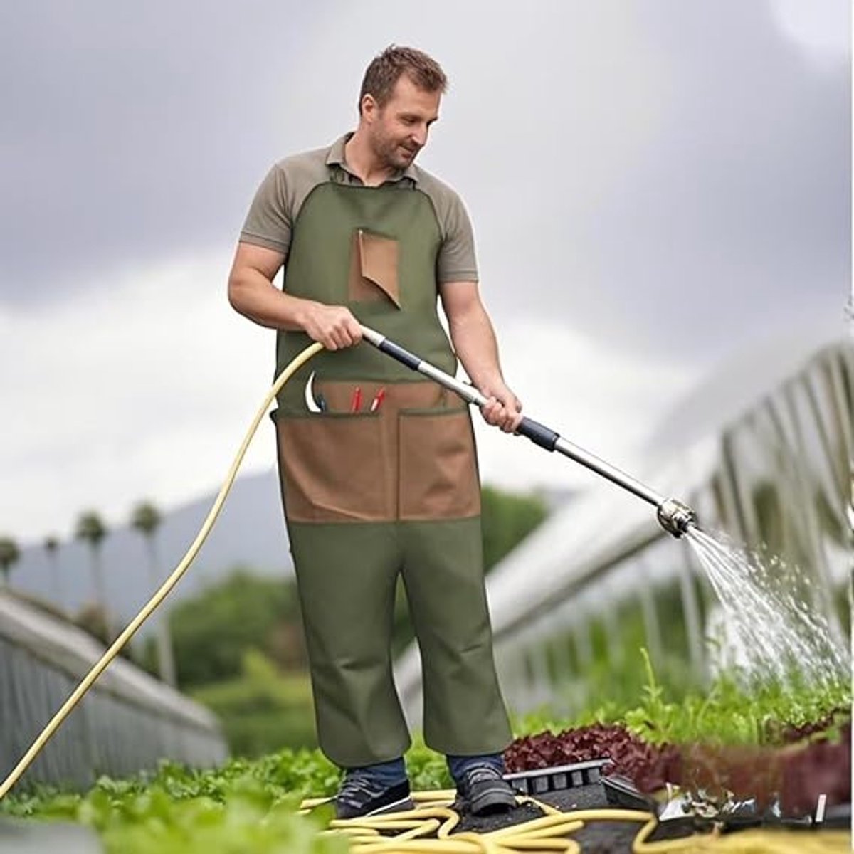 Garden Apron - Men's Apron - Picking Apron with Pockets - Waterproof - Adjustable, reinforced knees - Suitable for mowing lawns and grass.