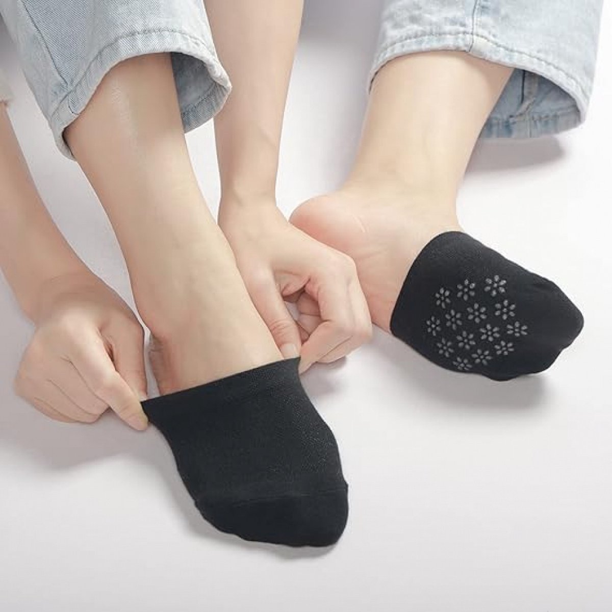 Toe Socks - Half Socks - 6 Pairs - Toe Socks - Cotton - Yoga Socks - Anti-Slip Socks - Foot Protectors - Forefoot Pads - Forefoot Cushion - Comfortable Socks - Smooth Toe Seam - No Annoying Seams - Breathable - One Size
