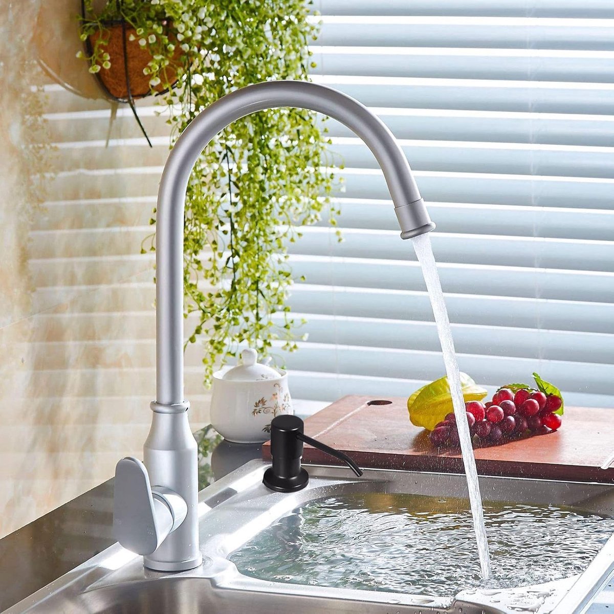 Built-in Soap Dispenser - 300ML - Stainless Steel - 360° Rotatable - Convenient - Practical - Durable - Refillable Set - 26-31mm Hole In Sink Or Countertop - Curved Spout - Soap Pump - Soap Pump - For Home Countertop - Black - High Quality