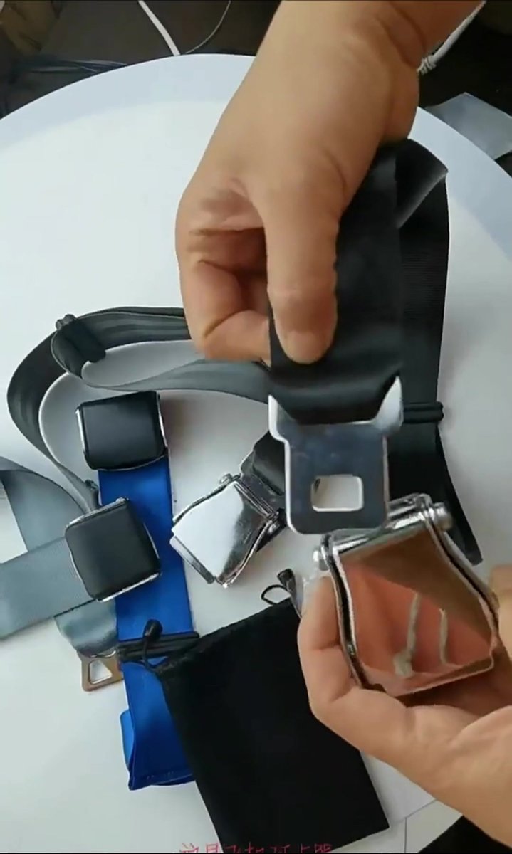 Seatbelts - Seatbelt Extender - Seatbelt Extension - 80cm - Car Seatbelt Extender - Universal - Comfortable - Airplane Seatbelt Extender - Universally Adjustable Airplane Seat - Maternity Belt - For Obese People - With Storage Bag