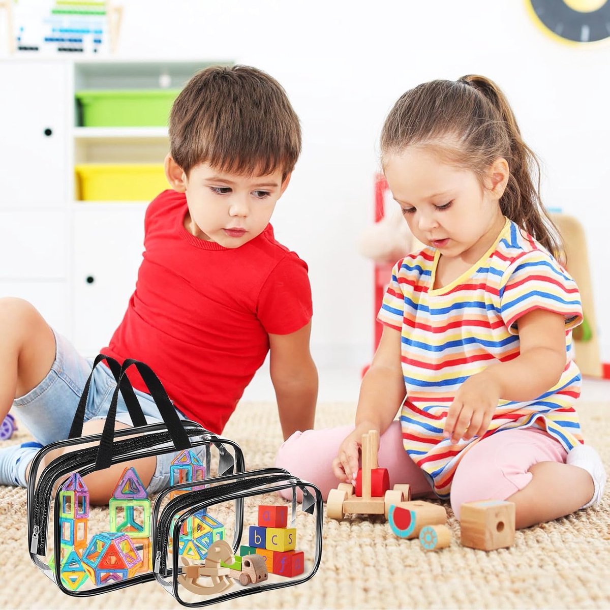 Toiletry Bag - Set of 3 - Transparent Toiletry Bag - Transparent Travel Set - Travel Toiletry Bag - Travel Bag - Make-Up Organizer - Cosmetic Bag Organizer - Make-Up Bag - Transparent Toiletry Bag - Waterproof - Hand - Hangable - Vacation - Travel - Women