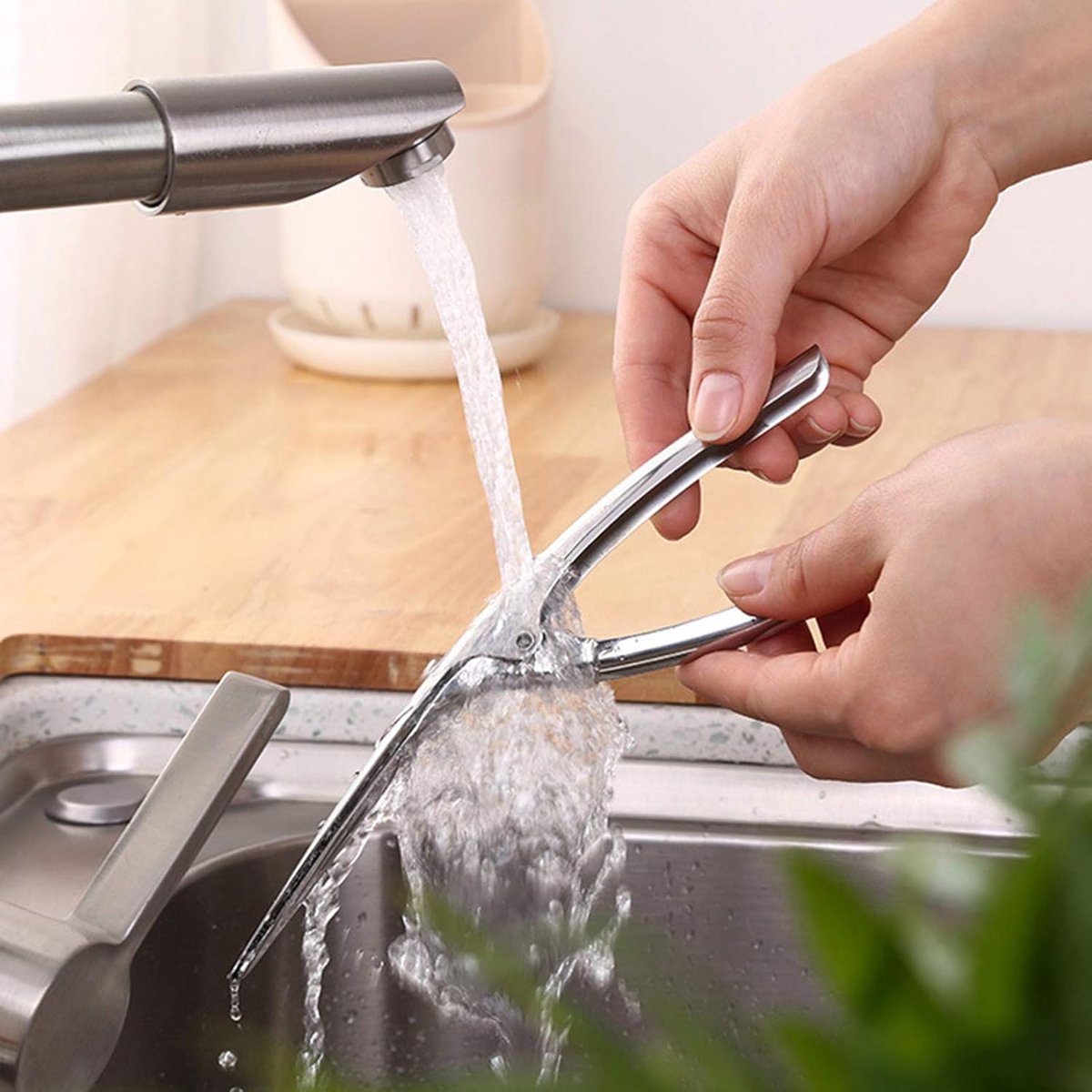 Kitchen tongs - Portable kitchen tongs - Professional grill tongs - High-quality barbecue tongs - Shrimp peeler - Shrimp peeler - Shellfish peeler - Cleaning shrimp - Gamba tongs - Scampi tongs - Shrimp stripping tool