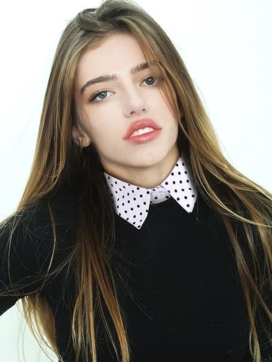2 pieces - Women's Shirt Collar - Shirt Collar - Detachable Collar - Small Shirt Collar - Faux Detachable Collar - Detachable Pointed Collar - Small Collar - Pointed Collar - Shirt Replacement - Blouse - Adjustable - One Size - White and Black Dots
