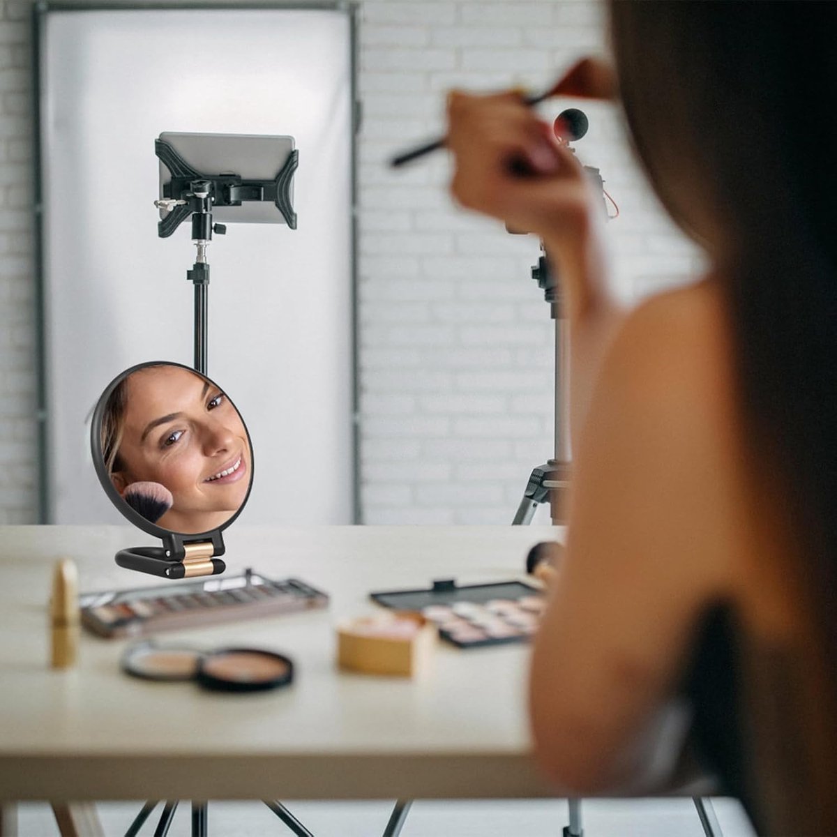 30X Magnifying Mirror - 24*14 cm - Hand Mirror with Folding Handle - Travel Magnifying Mirror with Handle - Double-Sided Magnifying Mirror - with 30x/1x Magnification - Portable Makeup Mirror - Multifunctional Hand Mirror - Black