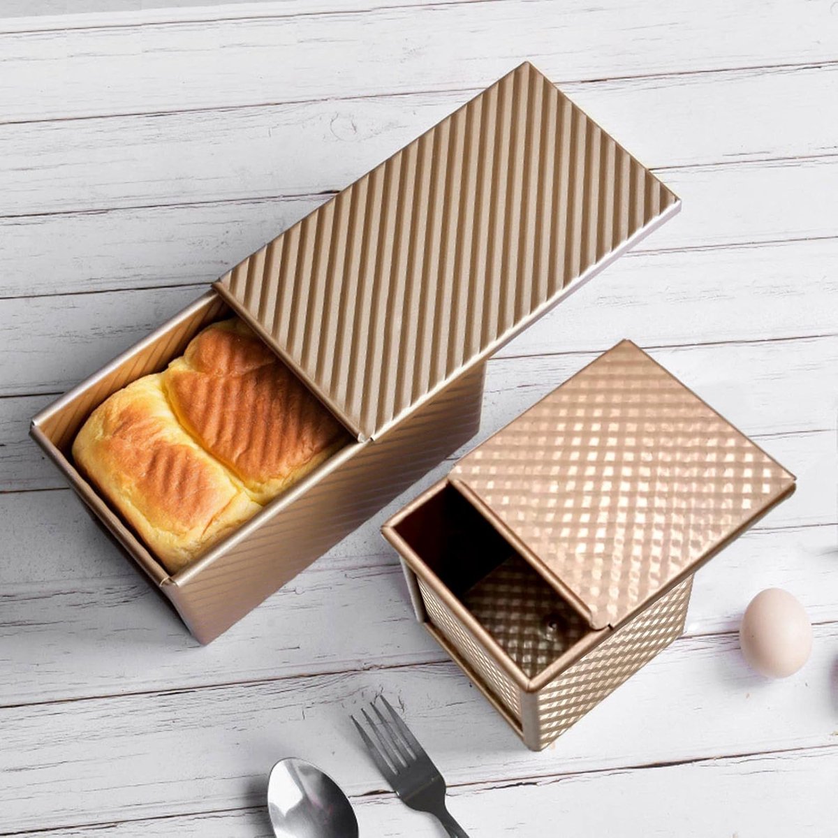 rectangular cake tin - Cake tin - Bread tin with lid - Non-stick Bread Toast Box - Baking Cake tin - baking tin for toast cake - baking tin - bread box - sandwich tin - for baking cakes and making toast