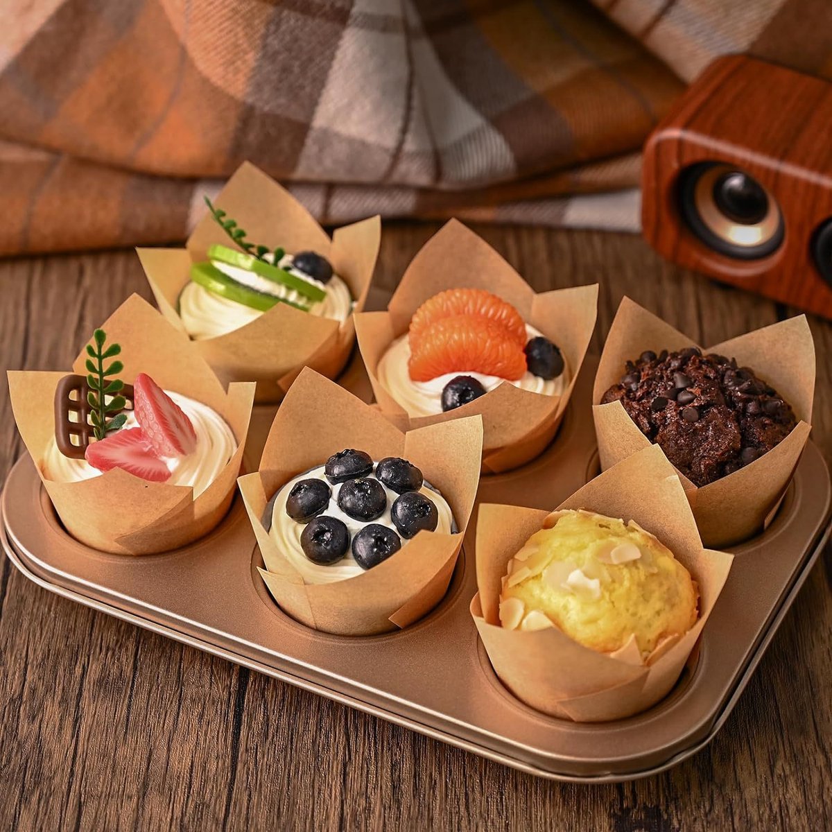 Set of 120 Paper Muffin Cups - Tulip Design - Food Grade Baking Paper - Non-Stick - High Temperature Resistant - For Wedding, Kids Birthday Party Supplies