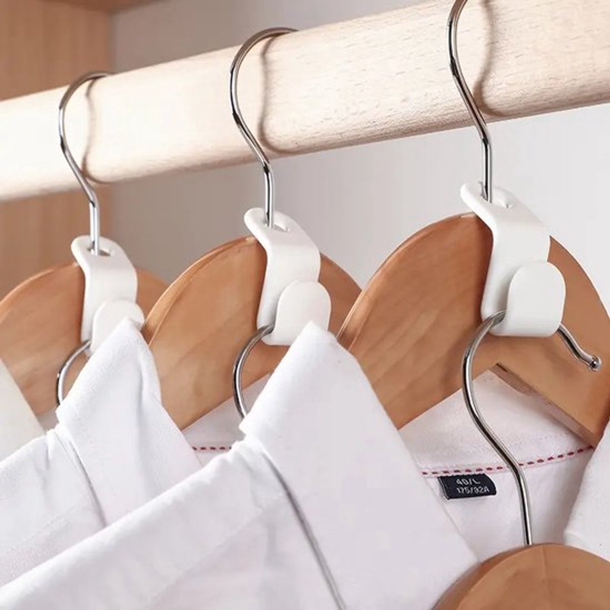 50 Pieces - Coat Hook - Hanger Connector Hooks - Coat Hook - Hanging Hooks - White - Hanger Extension Clips - Plastic - for Outfit Cascading Hanger Hooks - Space-Saving Organizer