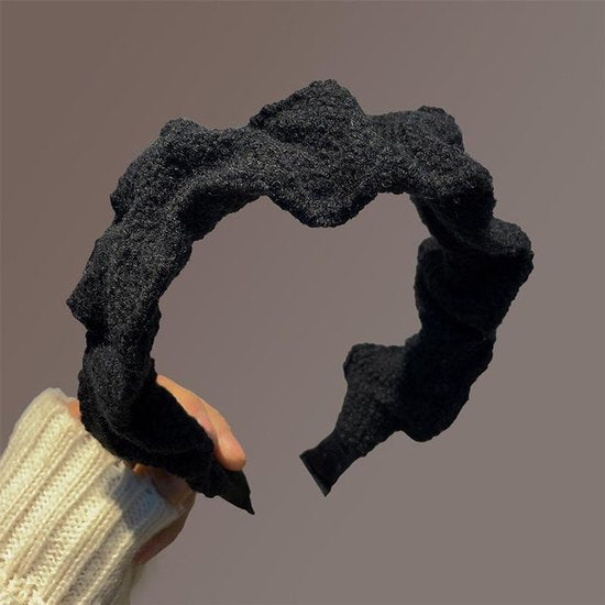 Headband - Set of Two - Retro Style with Ruffles - Elegant and Stylish Headband for Women - Suitable for Parties, Daily Wear and Special Occasions (Red + Black)