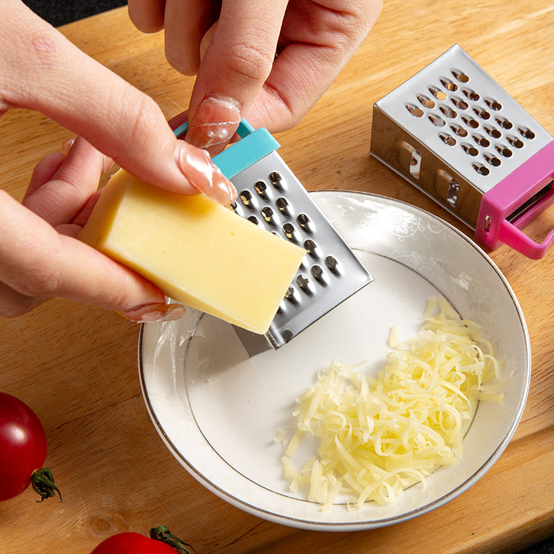Mini cheese grater - Four-sided grater - Stainless steel slicer - Multifunctional vegetable cutter - Kitchen gadget - Lemon zester - A green