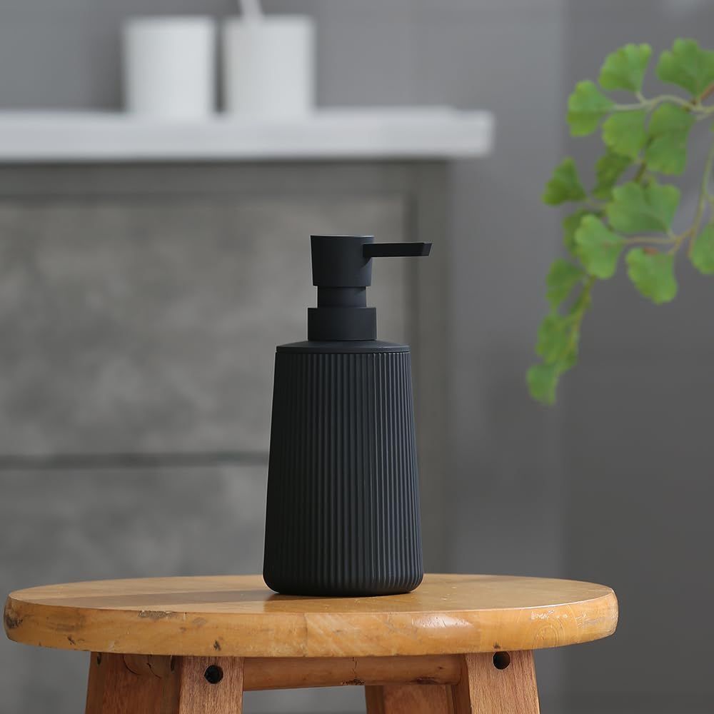 Small Soap Dispenser for Bathroom and Kitchen, Modern Farmhouse Striped Style Plastic Hand Soap Dish Soap Dispenser with Pump, Black