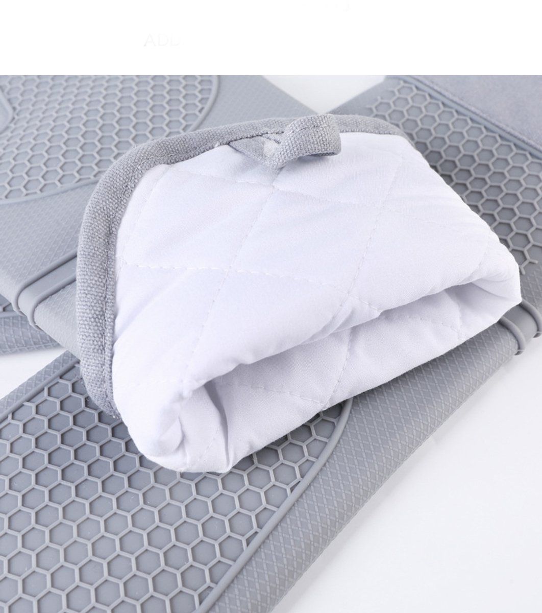 2 Pack, Heat-resistant silicone oven mitts, Non-slip angled design, Soft cotton lining, Flexible and durable, for cooking, Black