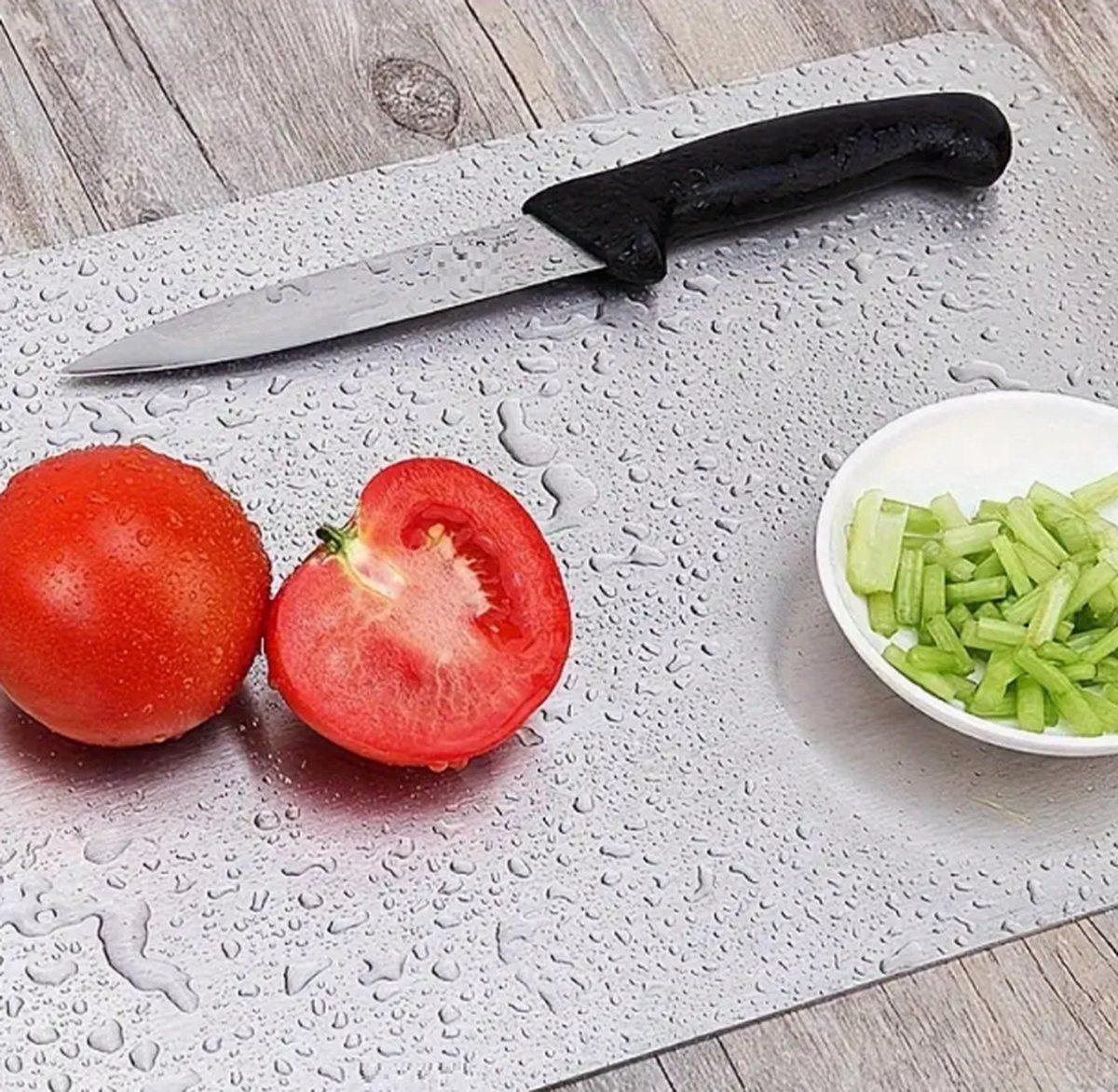 Stainless Steel Cutting Board, 40 x 28 cm, Dishwasher safe, for Home Kitchen and Everyday Cooking, with Hygienic Dishwasher-Safe Surface