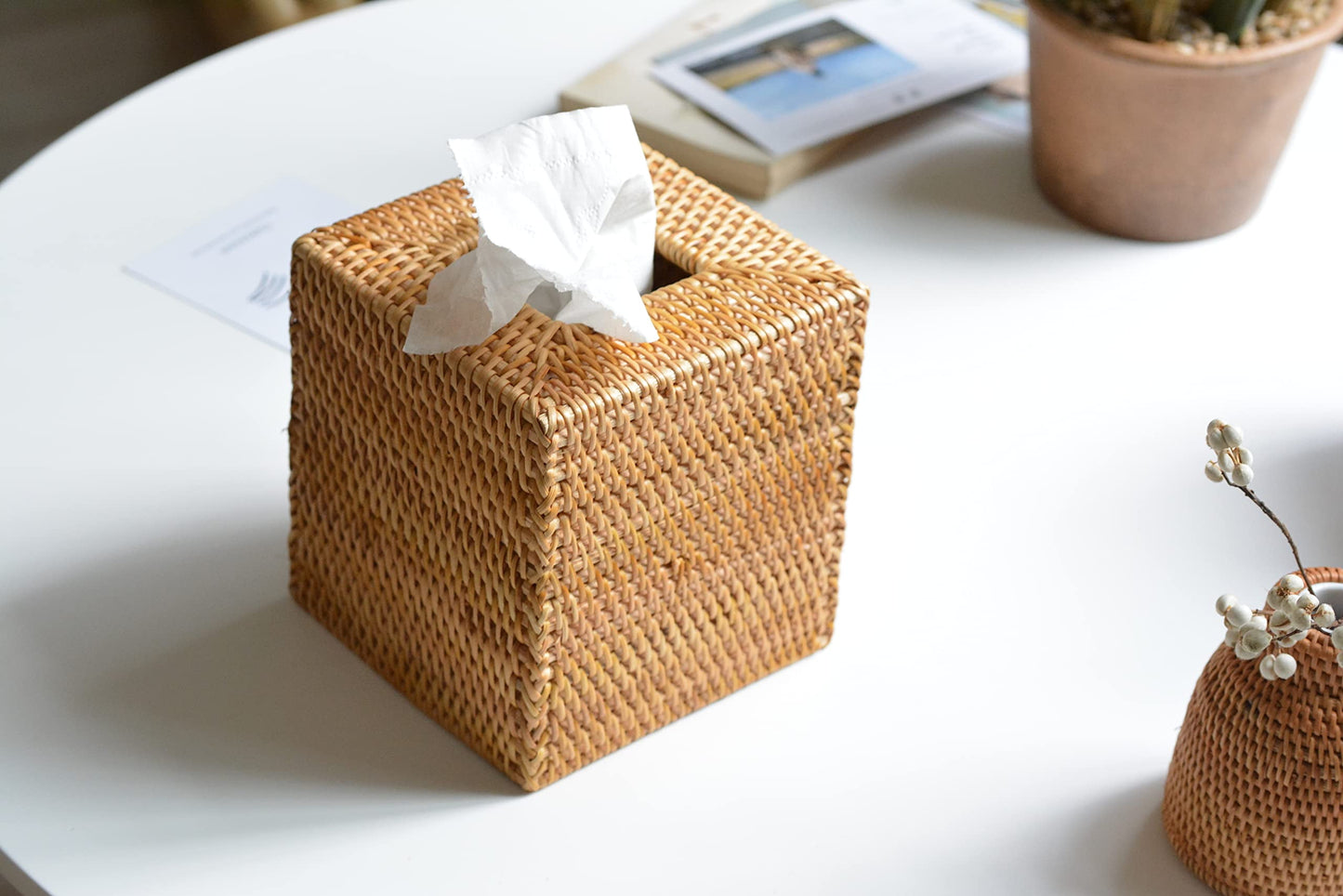 [Gazdag]Rattan Tissue Box Cover Square, Hand Woven Wicker Tissue Holder, 5.5 x 5.5 X 5.7 inch, Natural