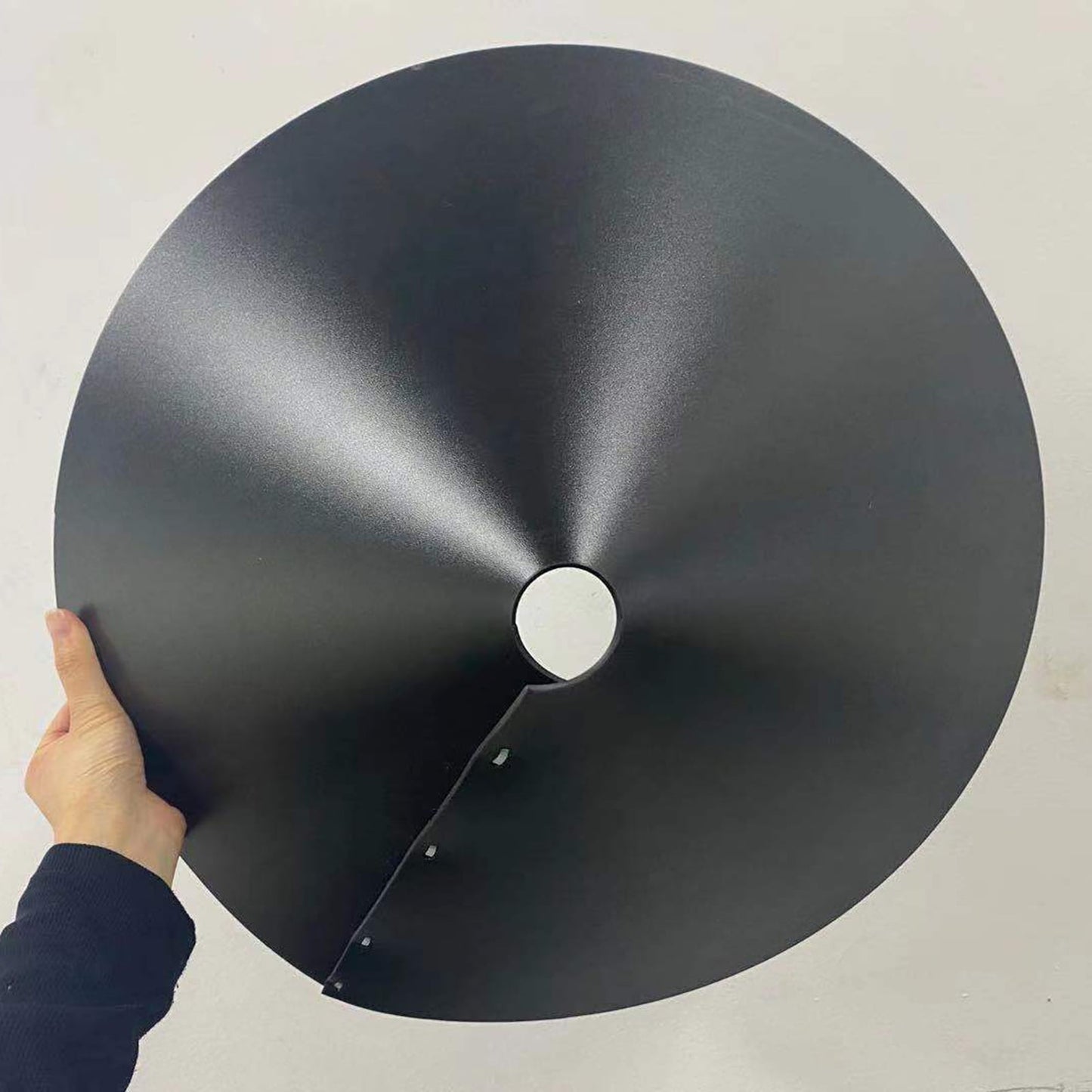 Squirrel Proof Baffle 鈥?12/14/16/18 Inches Wide Squirrel Protection for Bird Feeders 鈥?Anti-Rust Galvanized Steel Hangable Baffle, Protects Bird Houses from Squirrels 16" Black