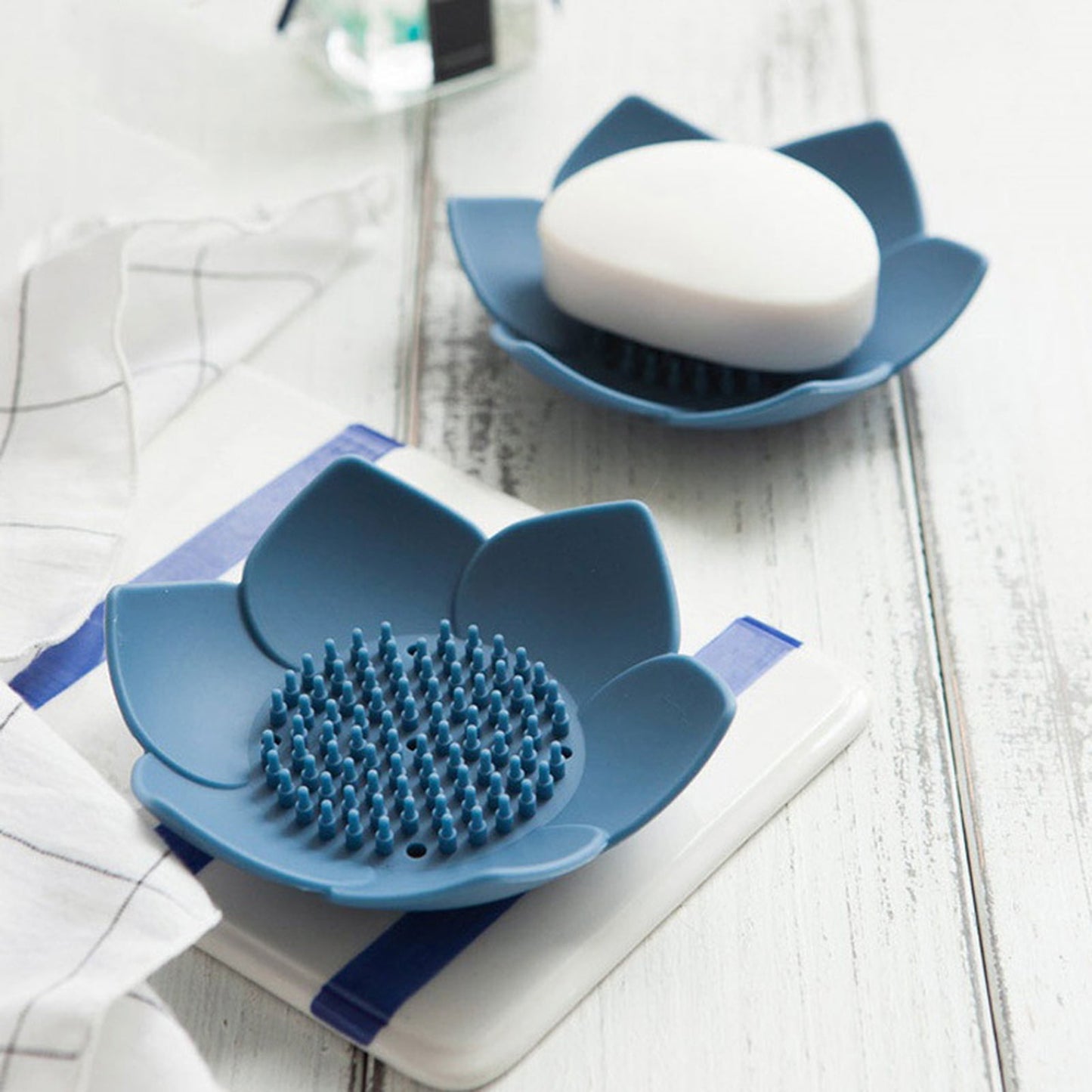 Silicone Soap Dishes with Draining - Lotus Shaped Bathroom Bar Soap Holder for Shower - Soap Tray for Kitchen Sink - Floral Shape Soap Saver for Counter Bathtub(1/4 Pack) Blue