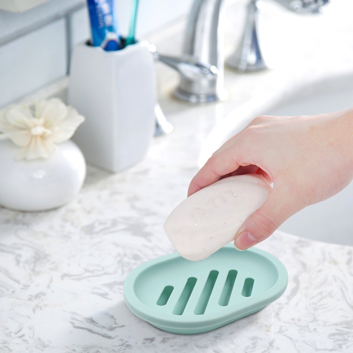 2-Pack Soap Dish with Drain, Soap Holder, Soap Saver, Easy Cleaning, Dry, Stop Mushy Soap (Gray) Green