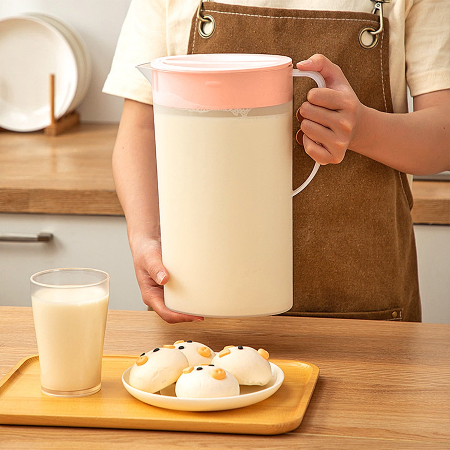 PALIFEUR Water Pitcher with Lid, 2 L Plastic Pitcher for Tea & Juice Water, Hot/Cold Water Jug, Tea Pitcher, Juice Pitcher, 13.5 x 7.2 x 4.7 Inch Z-8-Pink