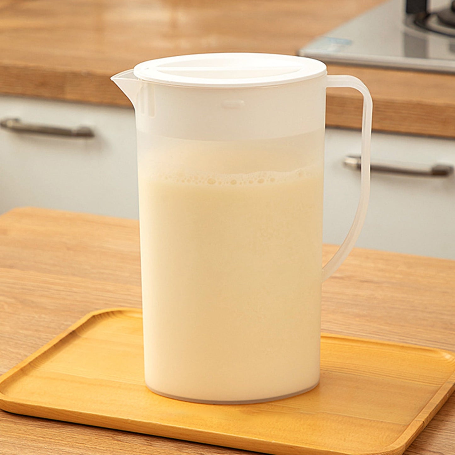 PALIFEUR Water Pitcher with Lid, 2 L Plastic Pitcher for Tea & Juice Water, Hot/Cold Water Jug, Tea Pitcher, Juice Pitcher, 13.5 x 7.2 x 4.7 Inch Z-8-White