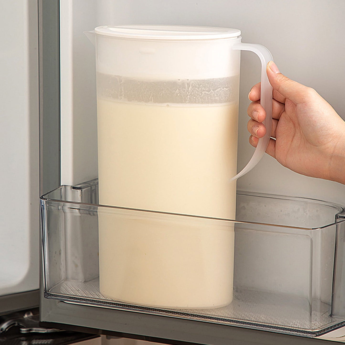 PALIFEUR Water Pitcher with Lid, 2 L Plastic Pitcher for Tea & Juice Water, Hot/Cold Water Jug, Tea Pitcher, Juice Pitcher, 13.5 x 7.2 x 4.7 Inch Z-8-White