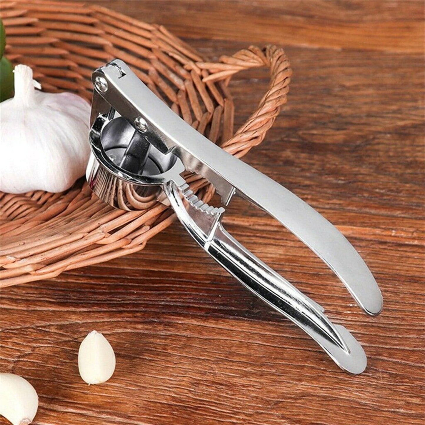 Stainless Steel Garlic Press Rocker, Garlic Mincer With Studs, Heavy Duty Garlic Chopper, Effective Garlic Peeler, Easy to Clean Kitchen Gadget for Minced Garlic, Dishwasher Safe 【Best Seller】C
