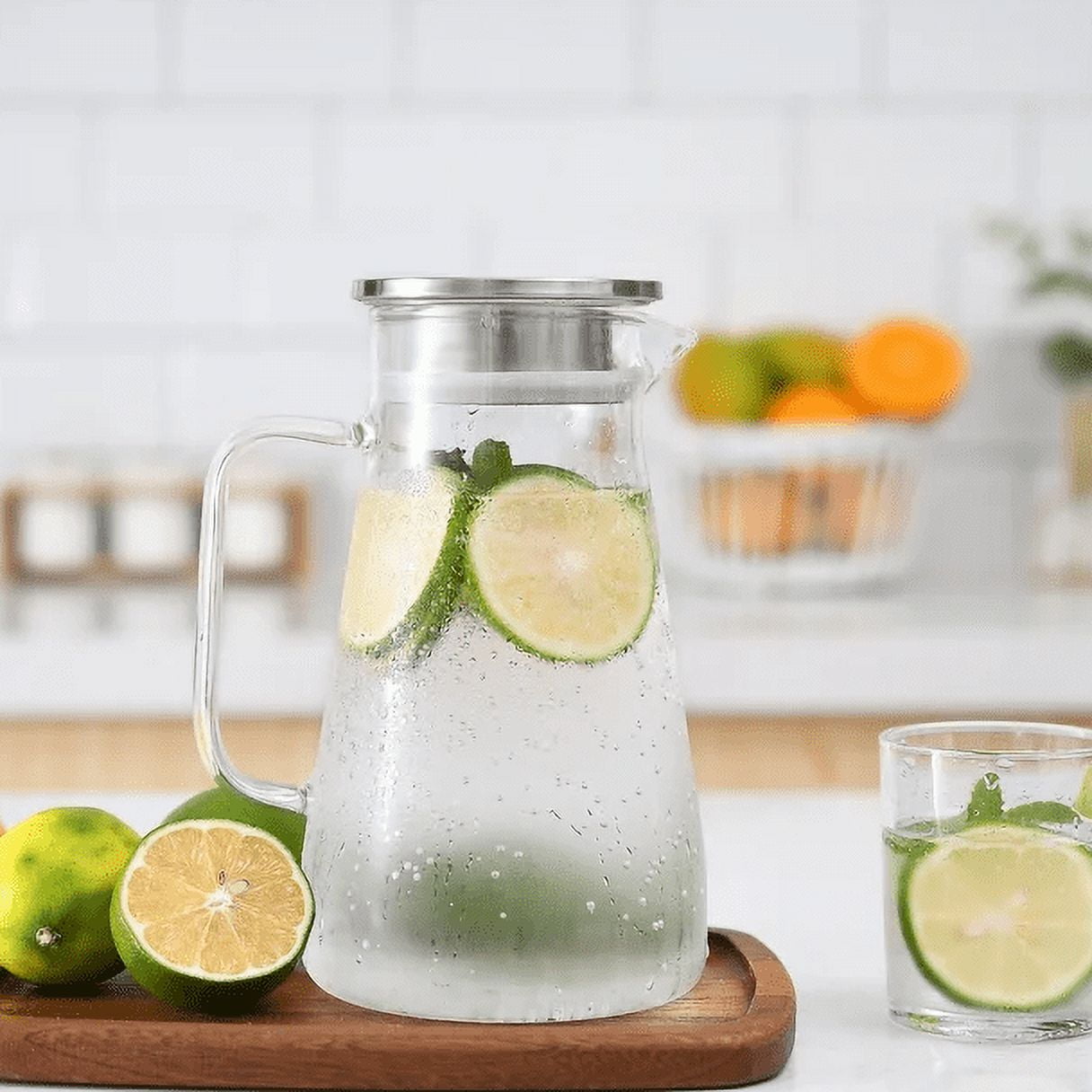 JWDX Glass and Bottle Clearance, 52 Oz Glass Pitcher with Stainless Lid Water Carafe with Handle Clear Good Beverage Pitcher for Homemade Juice and Iced Tea As shown